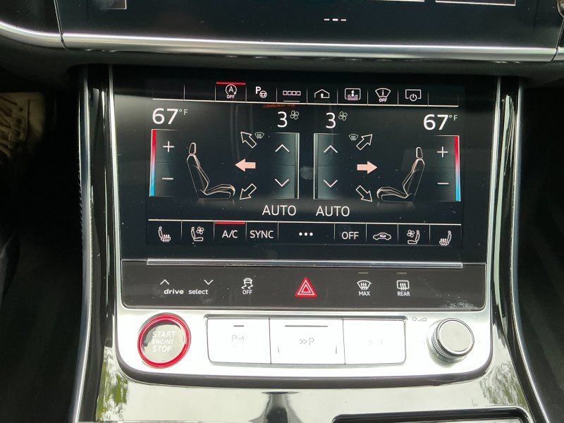 Used 2023 Audi S8 w/ S8 Comfort Plus Package AWD/4WD image 23