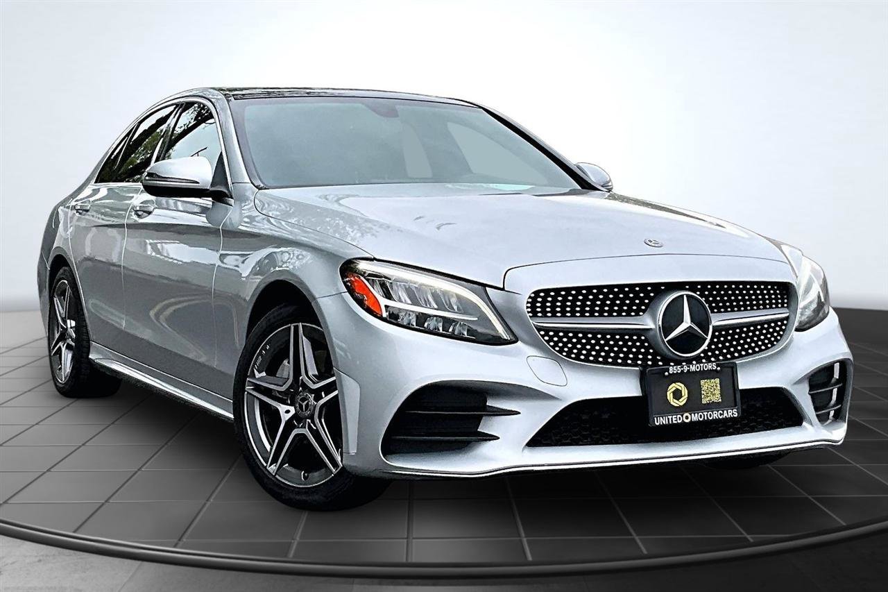 Used 2021 Mercedes-Benz C 300 4MATIC Sedan image 3