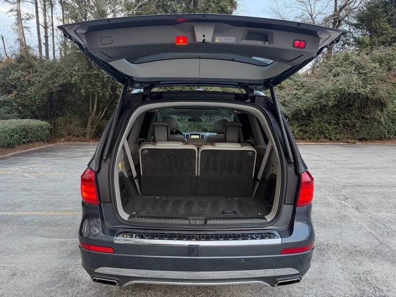 Used 2016 Mercedes-Benz GL 450 4MATIC image 9