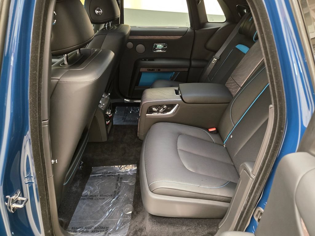 Certified 2025 Rolls-Royce Ghost AWD/4WD image 16