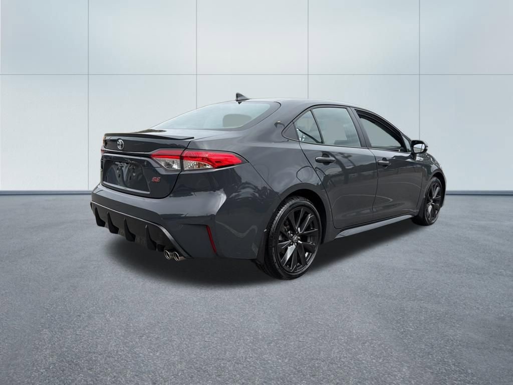 Used 2023 Toyota Corolla SE FWD image 5