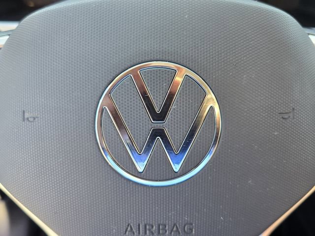 Used 2023 Volkswagen Atlas SE w/ Black Wheel Package image 29