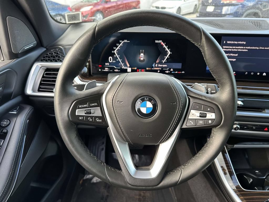Used 2026 BMW X5 xDrive40i AWD/4WD image 17