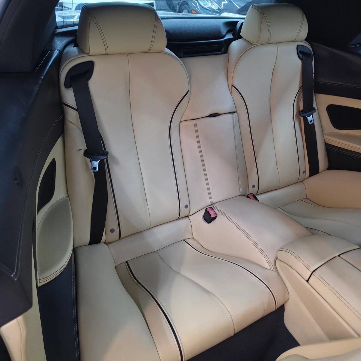 Used 2014 BMW 640i Convertible RWD image 27