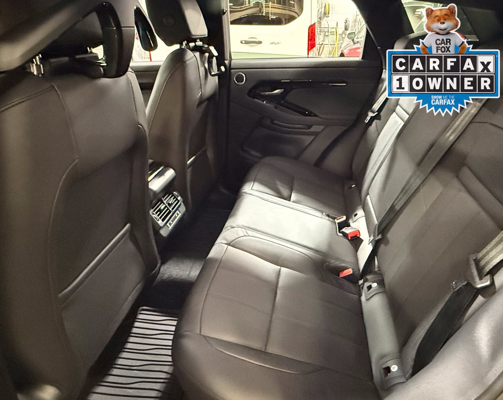 New 2026 Land Rover Range Rover Evoque Dynamic SE AWD/4WD image 15