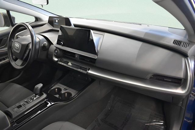 Used 2023 Toyota Prius LE image 20