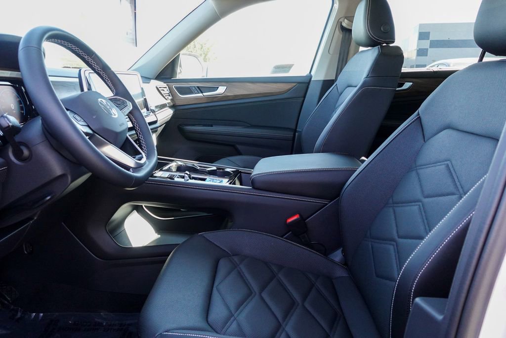 New 2026 Volkswagen Atlas SE image 13