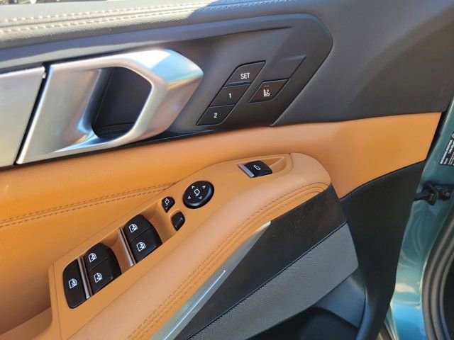 Used 2026 BMW X5 sDrive40i w/ Climate Comfort Package image 23