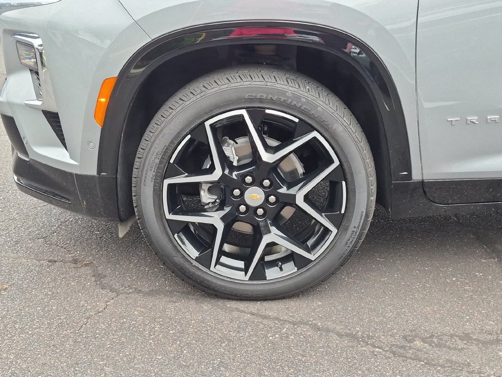 Certified 2026 Chevrolet Traverse High Country w/ LPO, Floor Liner Package AWD/4WD image 12