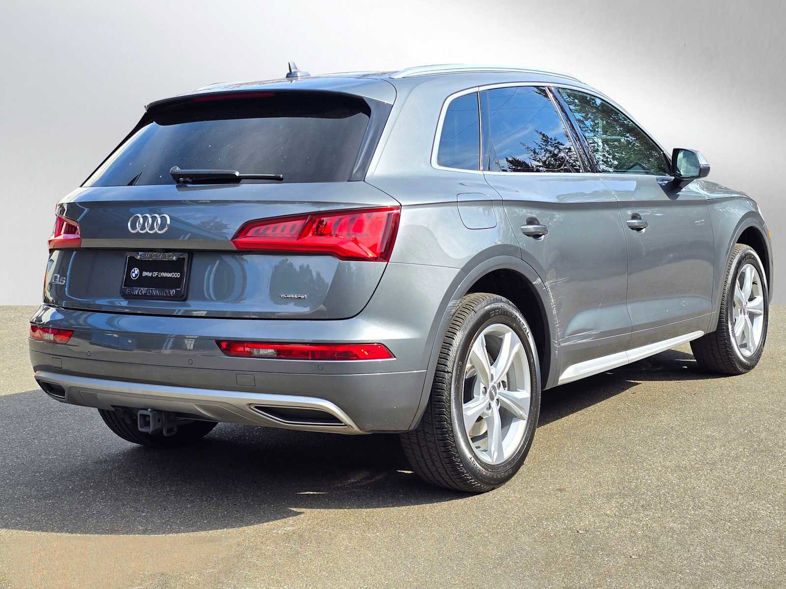 Used 2020 Audi Q5 2.0T Premium Plus AWD/4WD image 3