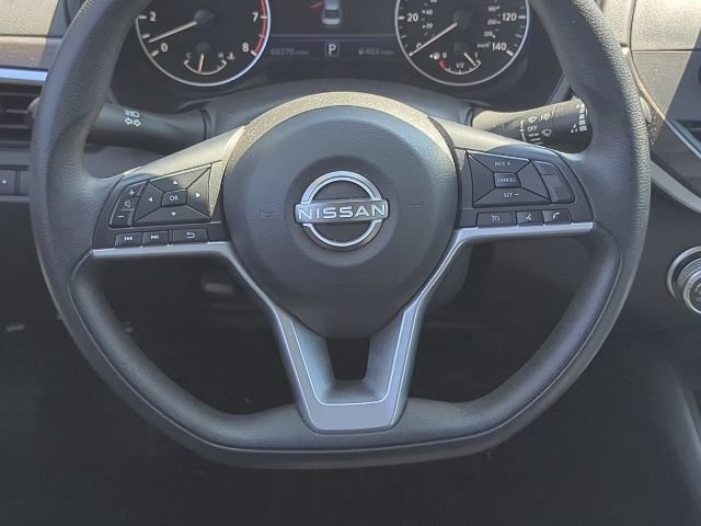 Used 2025 Nissan Altima 2.5 SV FWD image 8