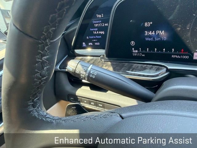 Used 2023 Cadillac Escalade ESV Premium Luxury AWD/4WD image 39
