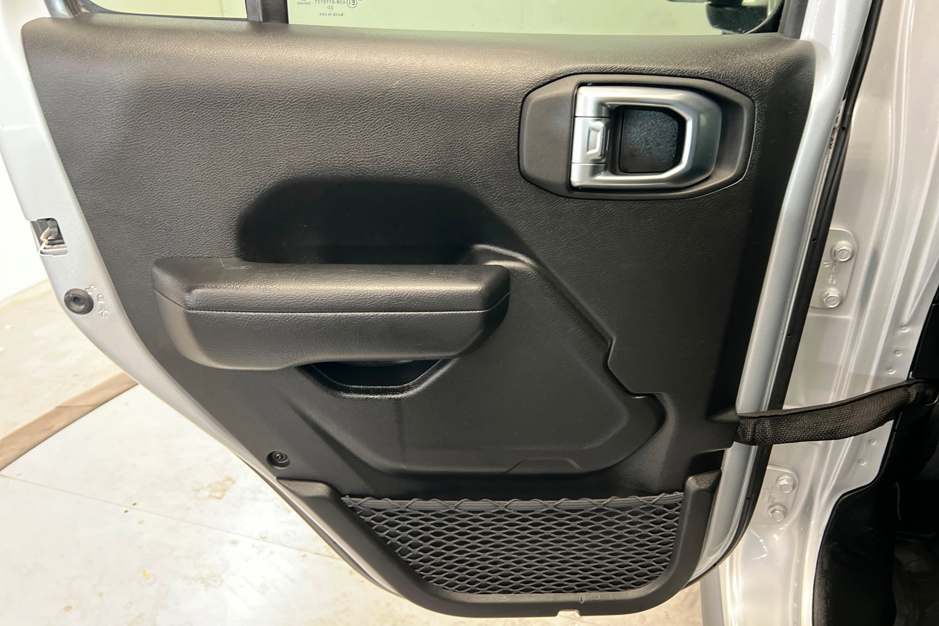 Used 2023 Jeep Wrangler Unlimited Rubicon 4xe w/ Steel Bumper Group image 18