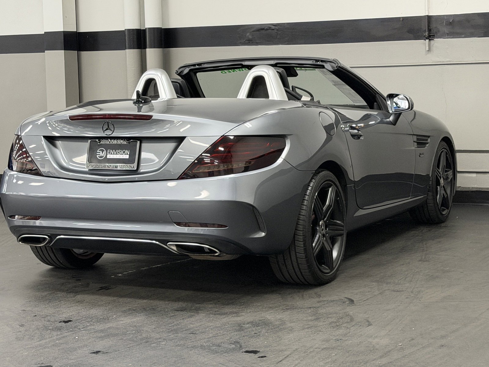 Used 2020 Mercedes-Benz SLC 300 image 12
