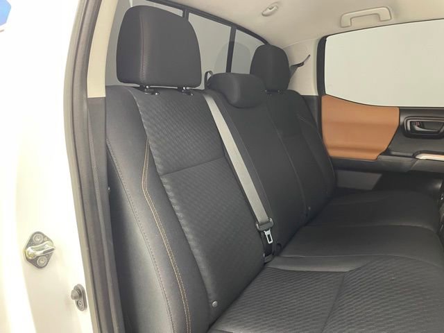 Used 2020 Toyota Tacoma SR5 image 15