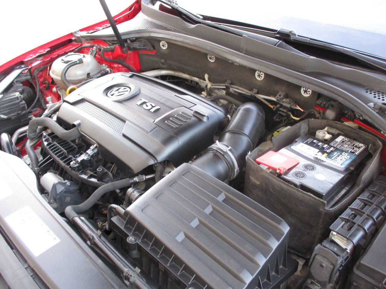 Used 2018 Volkswagen Golf Alltrack SE image 38