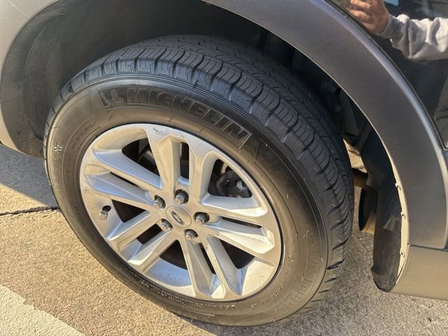 Used 2013 Ford Explorer XLT image 10