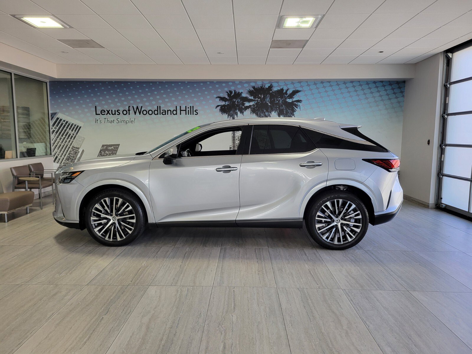 Certified 2023 Lexus RX 350 w/ Cold Area Package AWD/4WD image 2