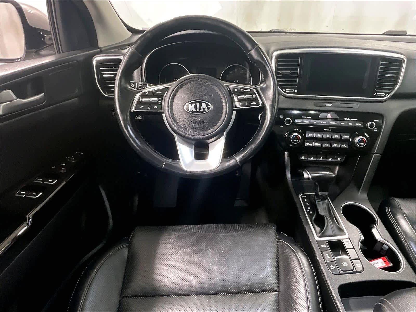 Used 2020 Kia Sportage EX w/ Option Group 15 AWD/4WD image 17