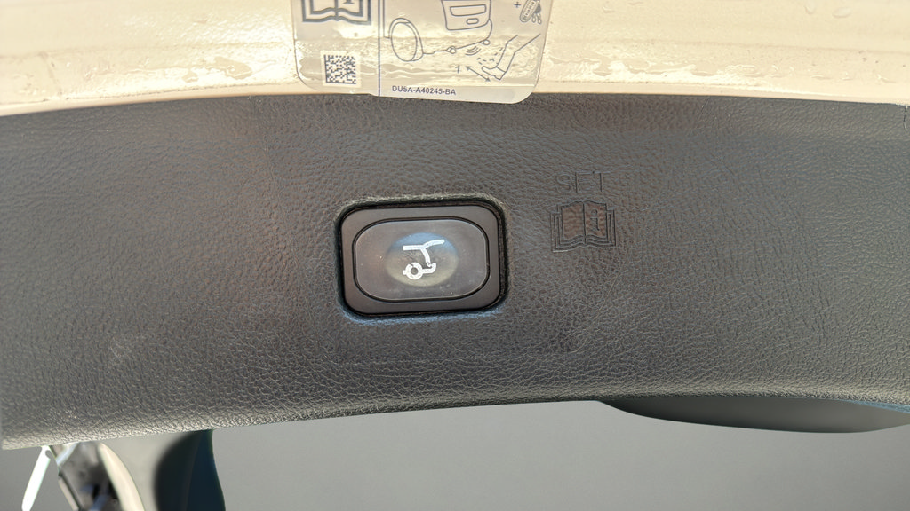 Used 2019 Ford Edge ST w/ Equipment Group 401A AWD/4WD image 20