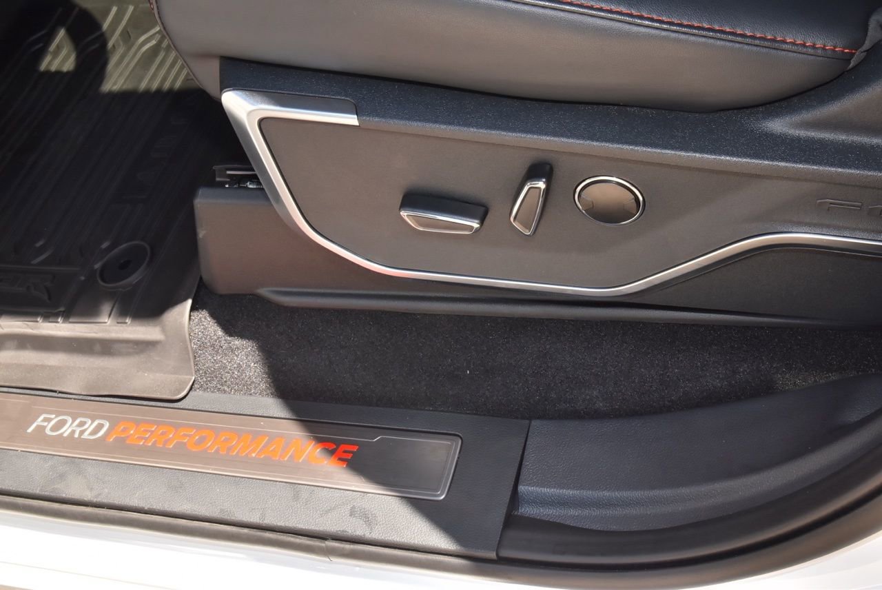 Used 2025 Ford F150 Raptor w/ Equipment Group 803A Raptor R AWD/4WD image 38