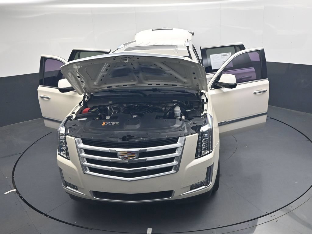 Used 2015 Cadillac Escalade Premium RWD image 44