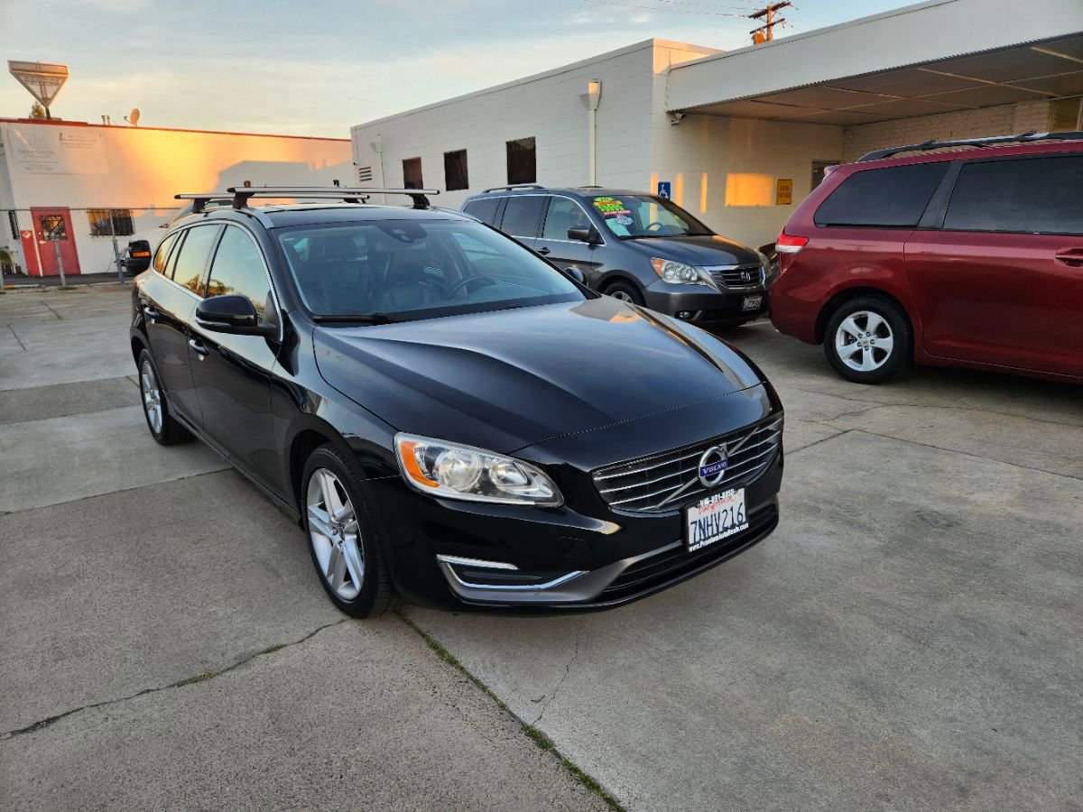 Used 2015 Volvo V60 T5 Premier image 8