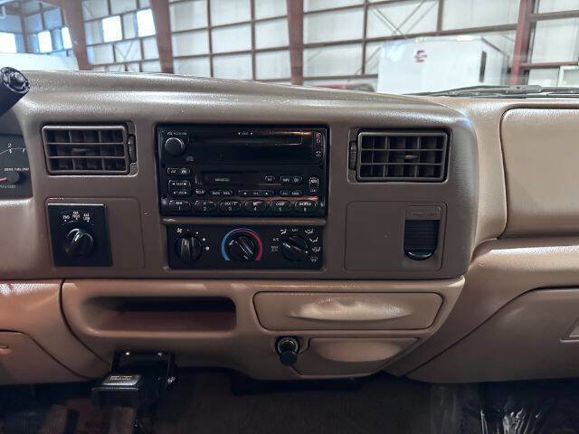 Used 1999 Ford F350 XLT image 16