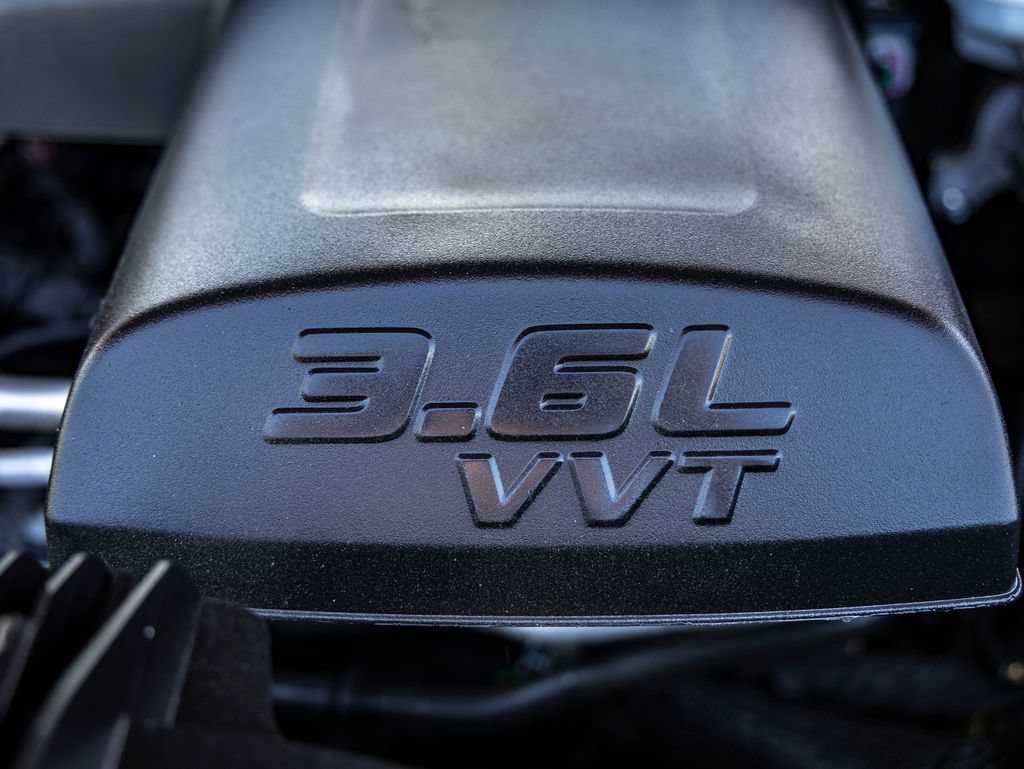 Used 2021 RAM 1500 Classic SLT AWD/4WD image 33