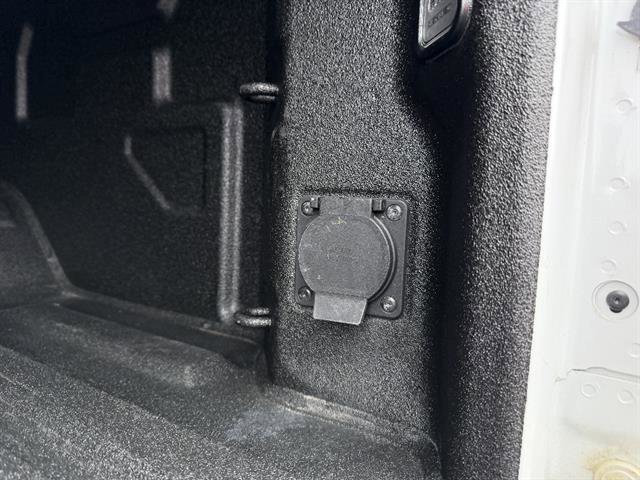 Used 2022 Chevrolet Silverado 3500 High Country image 40