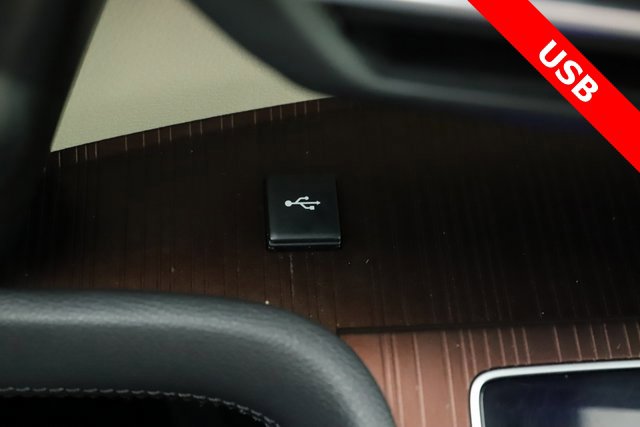 Used 2022 Toyota Sienna XLE image 25