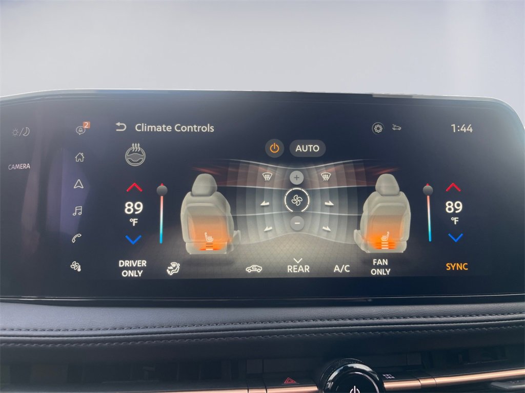 Used 2023 Nissan Ariya AWD image 12