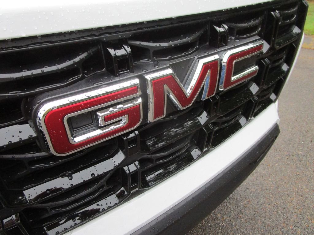 New 2026 GMC Canyon Elevation RWD image 20