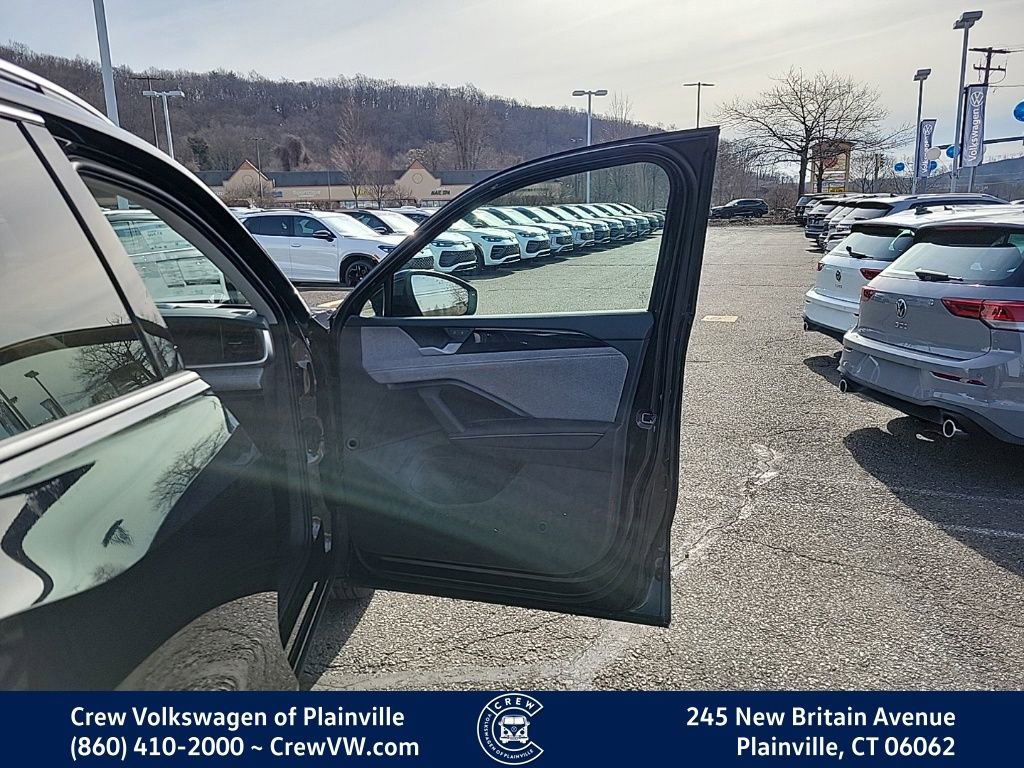 New 2026 Volkswagen Tiguan S image 40