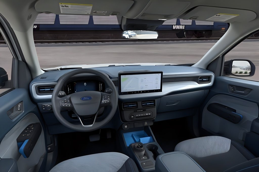 New 2026 Ford Maverick XLT FWD image 10