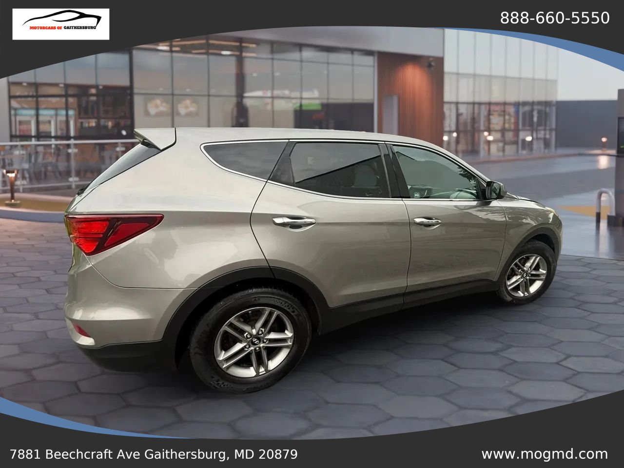 Used 2017 Hyundai Santa Fe Sport FWD image 6