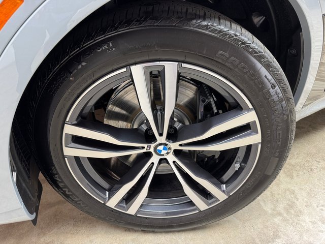 Used 2026 BMW X7 M60i image 28