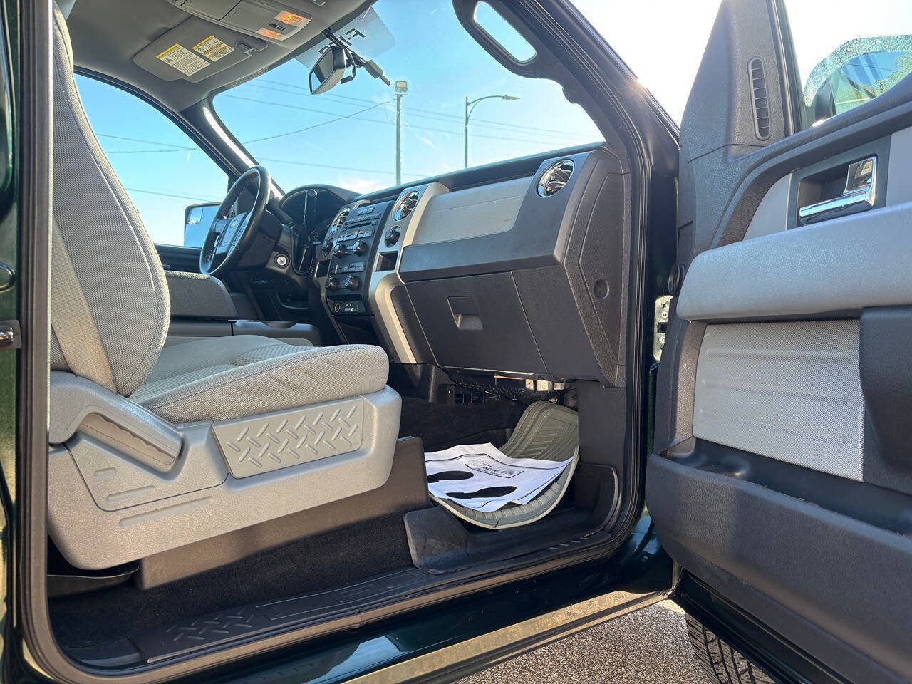 Used 2012 Ford F150 XLT w/ XLT Chrome Pkg AWD/4WD image 33