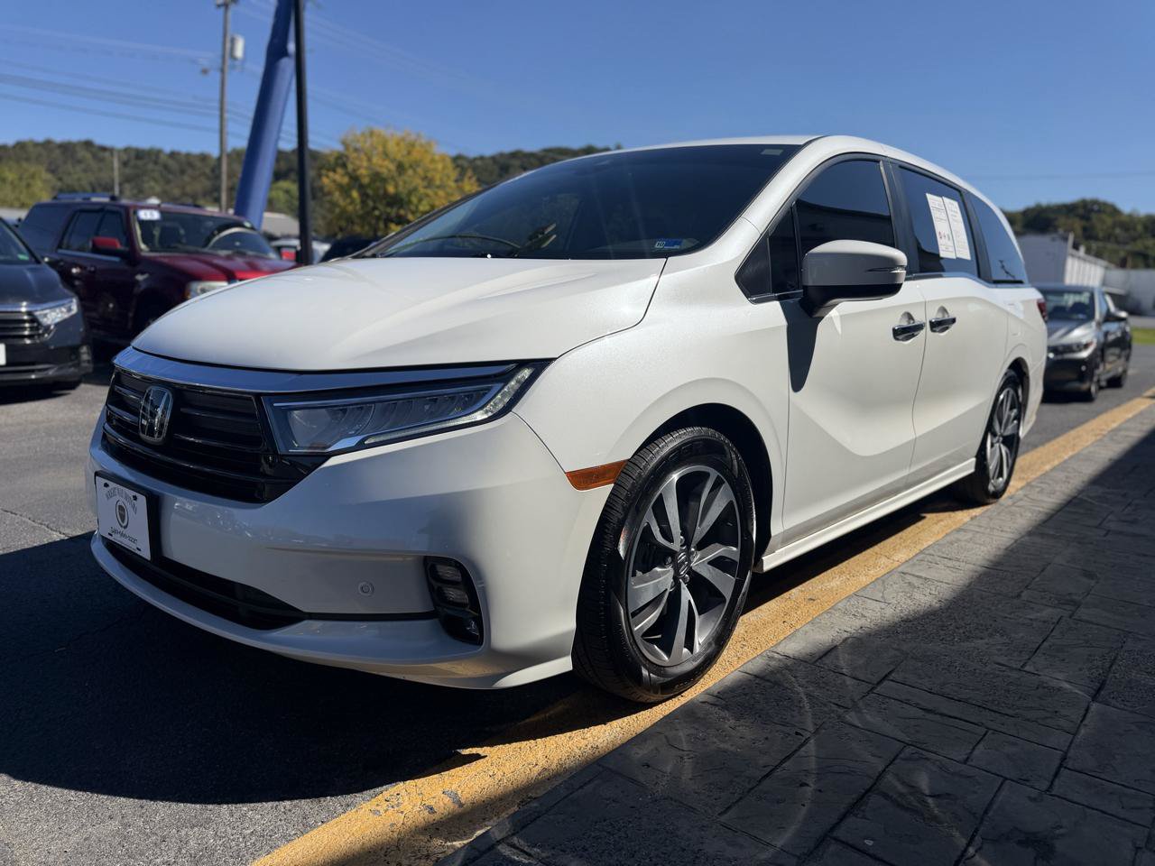 Used 2023 Honda Odyssey Touring image 4