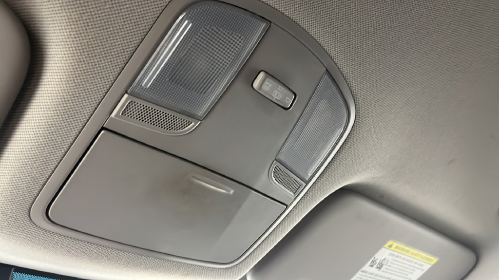 Used 2018 Hyundai Ioniq Limited FWD image 29