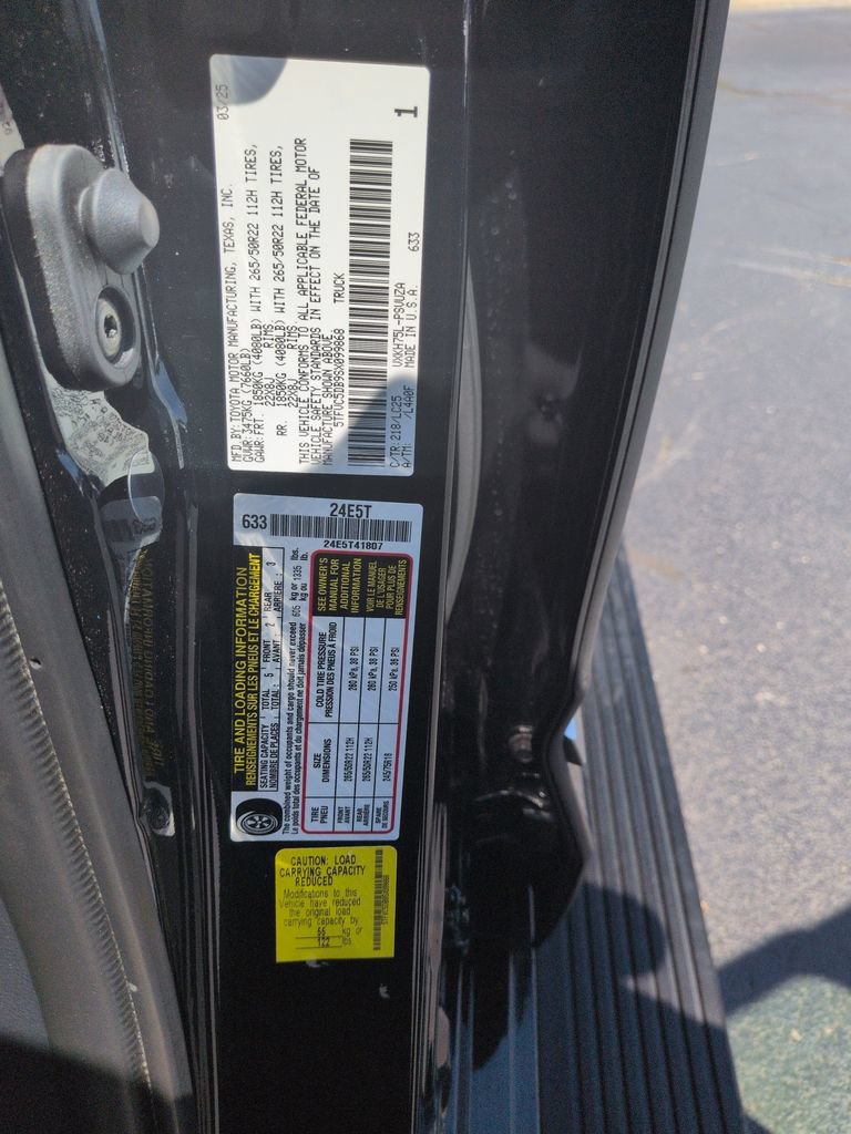 Used 2025 Toyota Tundra Capstone AWD/4WD image 29