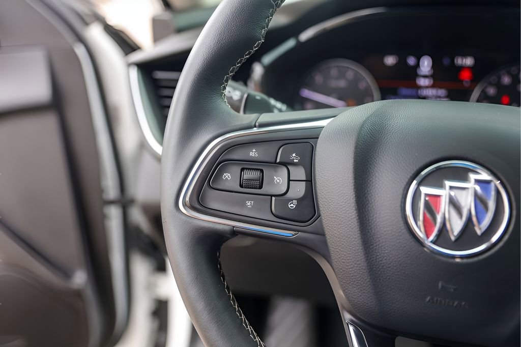 Used 2023 Buick Envision Essence FWD image 16