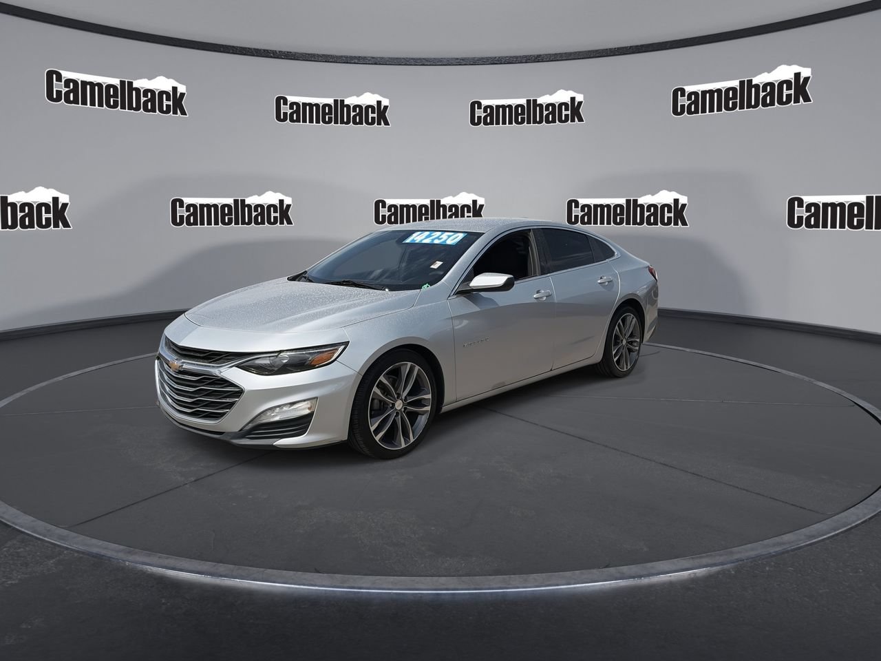 Used 2021 Chevrolet Malibu LT FWD image 3
