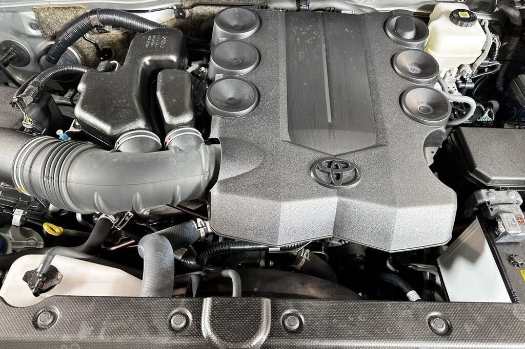 Used 2024 Toyota 4Runner TRD Off-Road Premium image 14