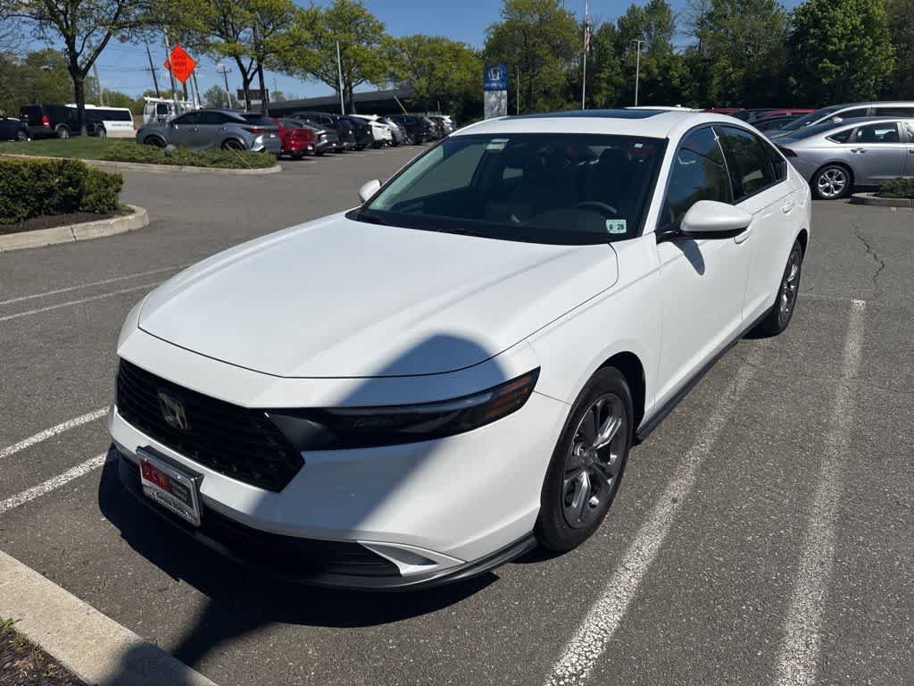 Used 2023 Honda Accord EX image 2