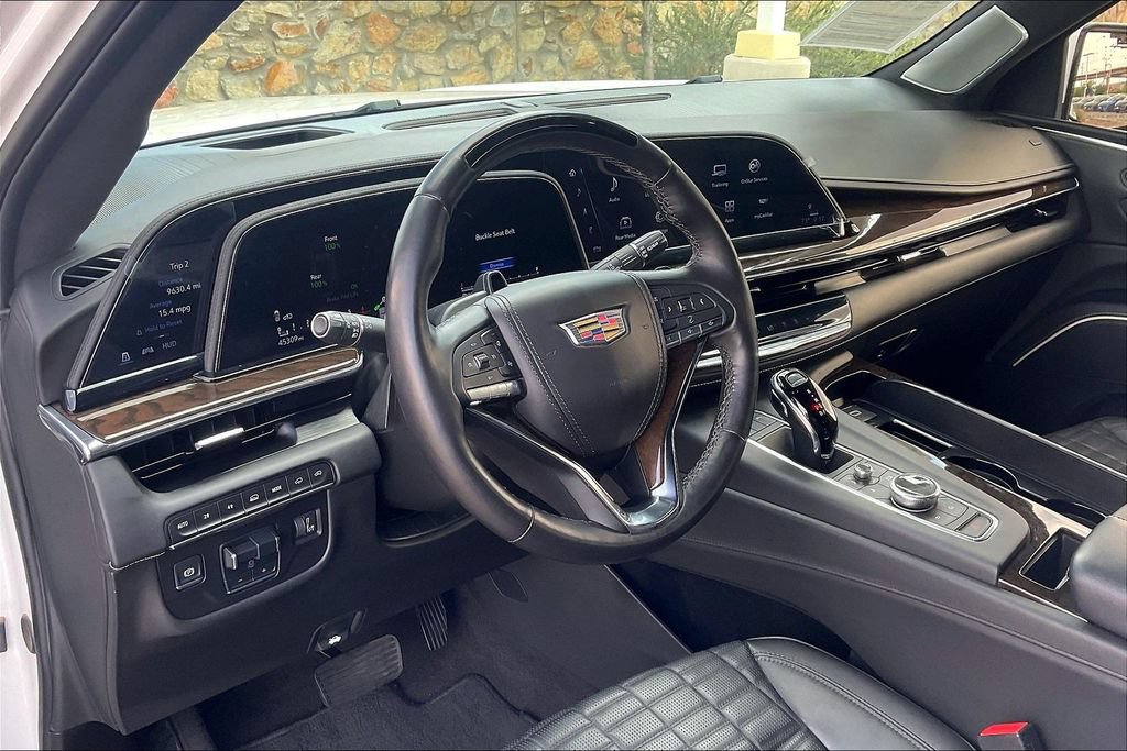 Used 2024 Cadillac Escalade Sport Platinum w/ LPO, ONYX Package AWD/4WD image 14