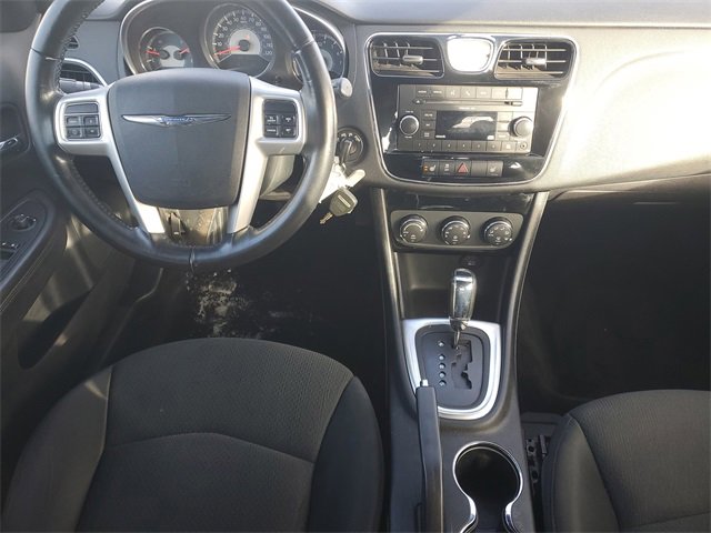 Used 2011 Chrysler 200 Touring w/ Cold Weather Group image 9