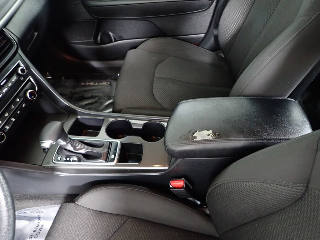 Used 2018 Kia Optima LX w/ 17" Alloy Wheels Package FWD image 27