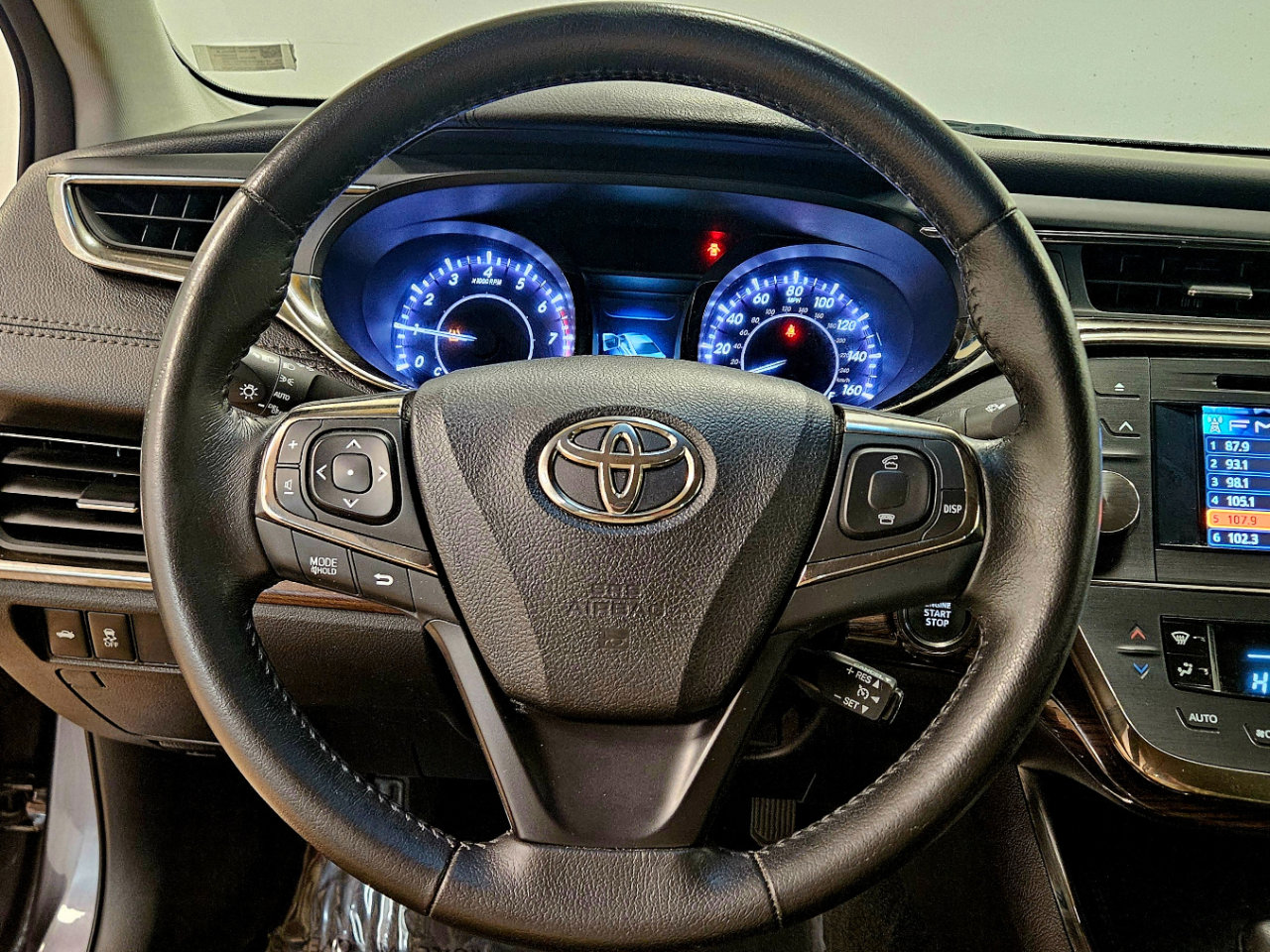 Used 2013 Toyota Avalon XLE Premium image 13