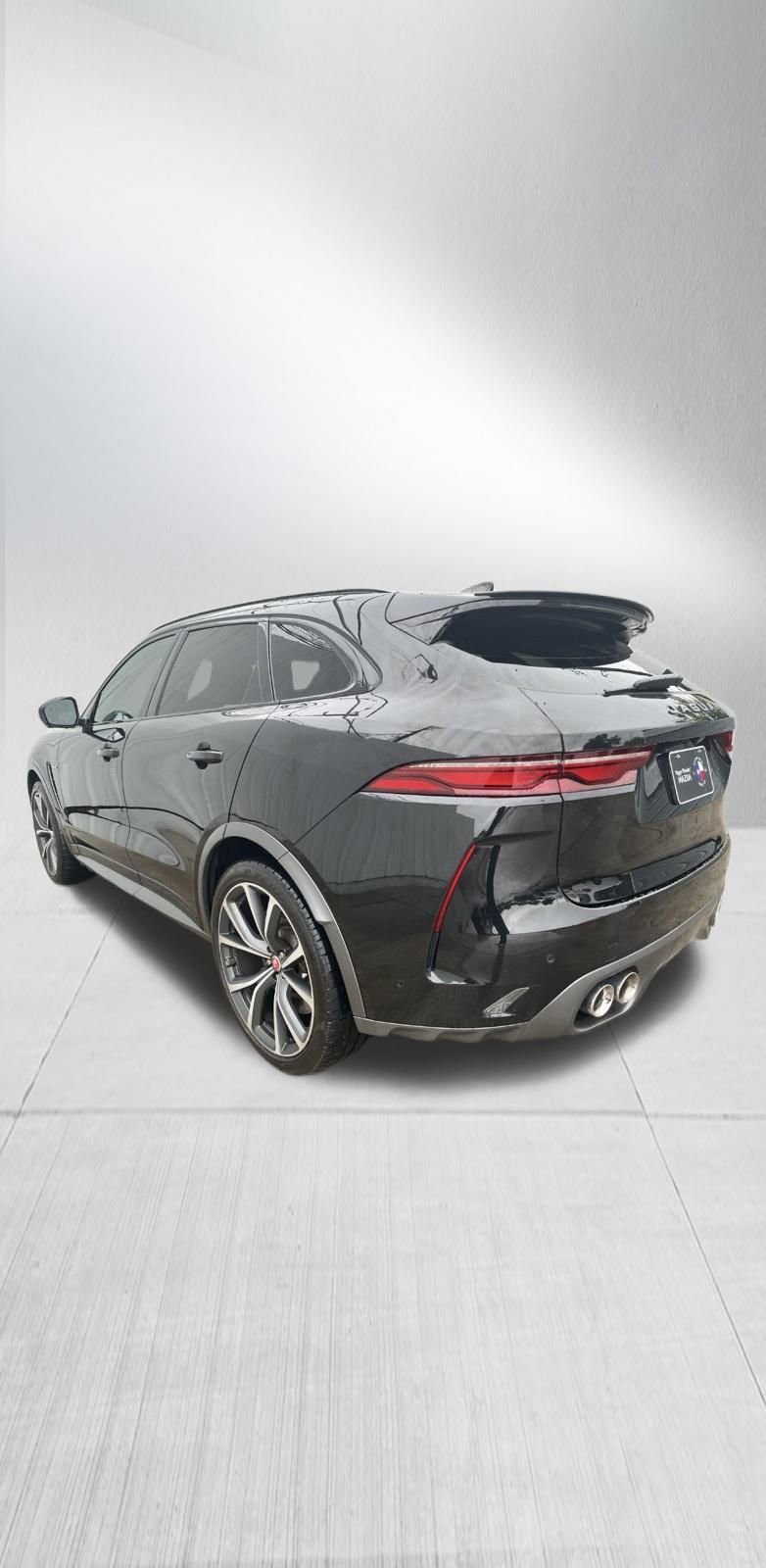 Used 2021 Jaguar F-PACE SVR AWD/4WD image 6